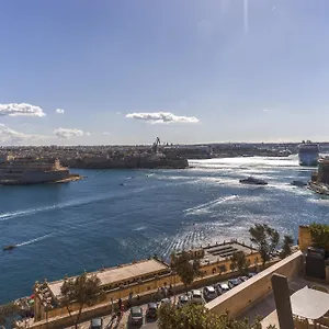 Apartment Harbour View - Large 2br, Valletta